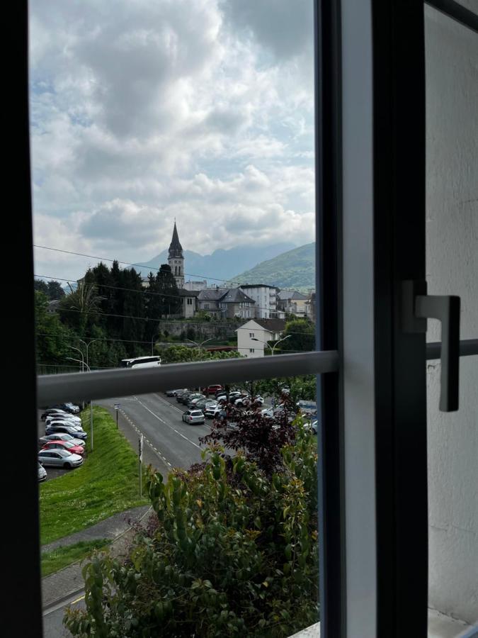 Charmant T2 Bis Proche Gare Et Centre Ville - Parking Proche Lourdes Exterior photo